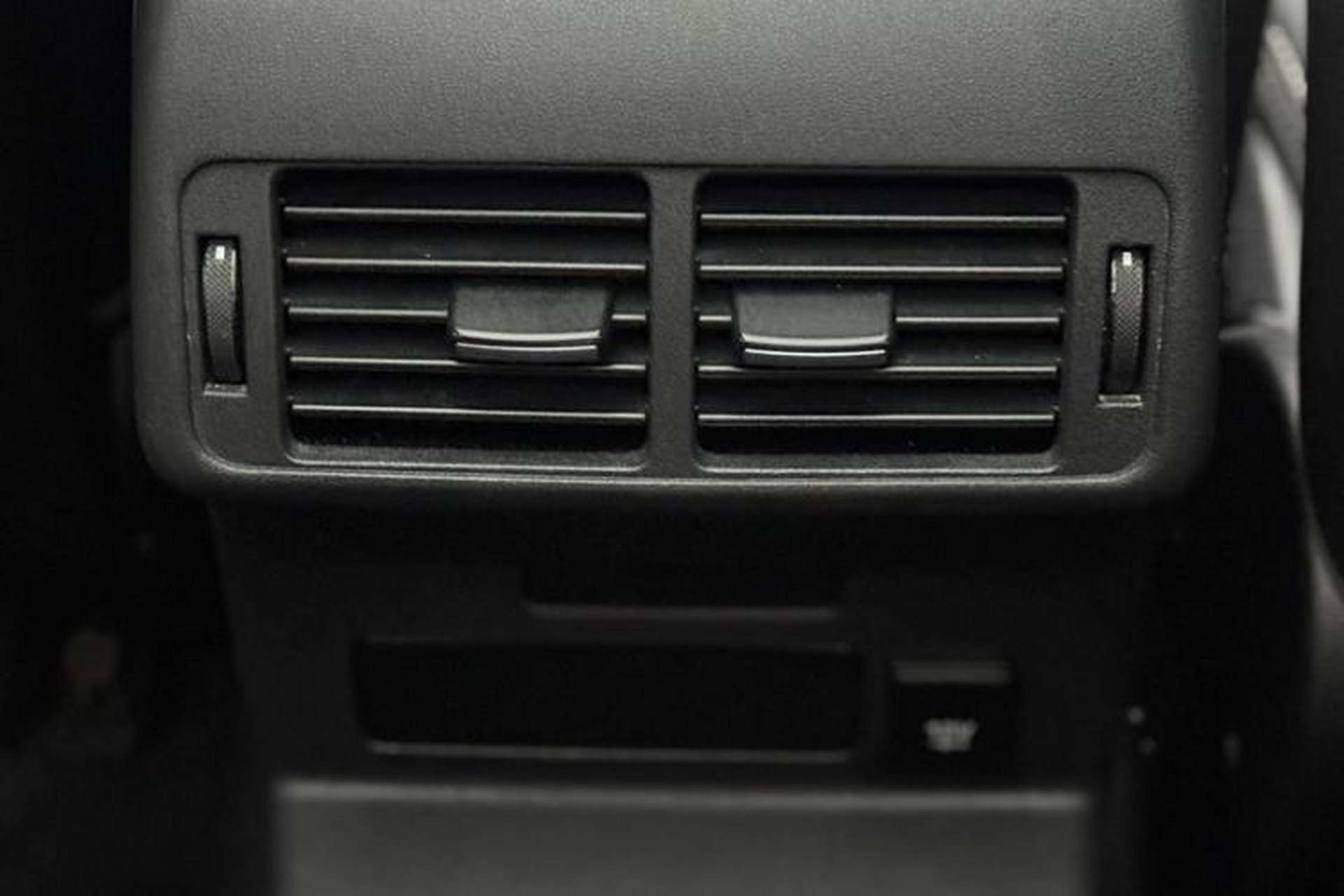 Used Land Rover Range Velar 2020 P340 R-DYNAMIC S Interior 6