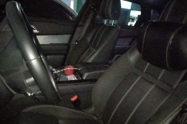 Used Land Rover Range Velar 2020 P340 R-DYNAMIC S Left Front Seat