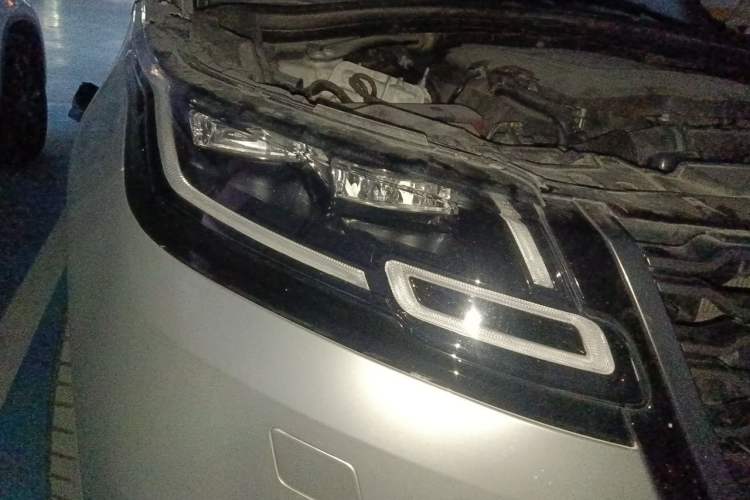 Used Land Rover Range Velar 2020 P340 R-DYNAMIC S Right Front Headlight