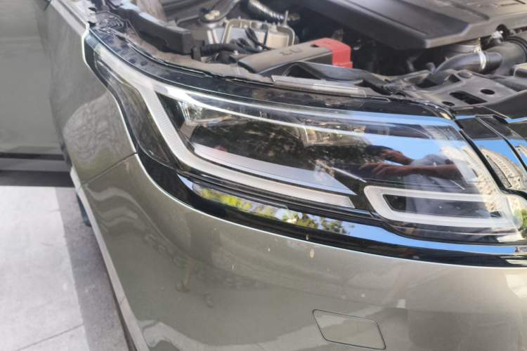 Used Land Rover Range Velar 2020 P250 R-DYNAMIC S Right Front Headlight