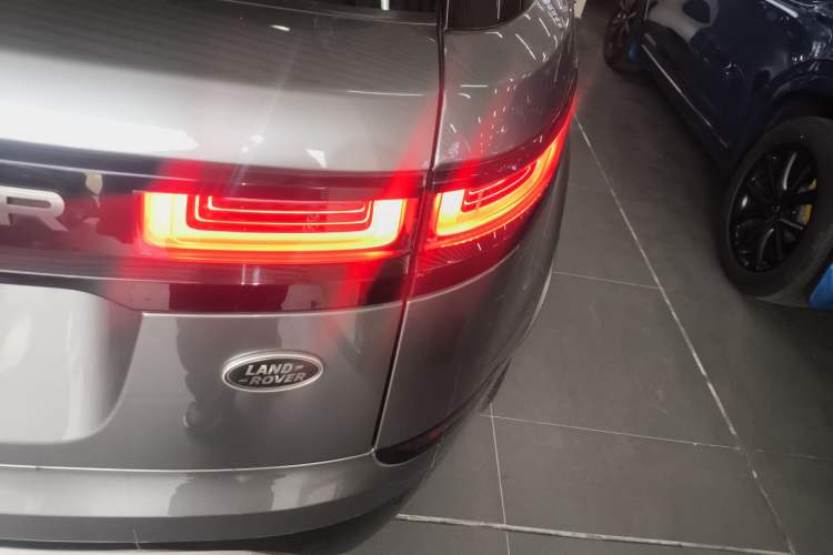 Used Land Rover Range Velar 2020 P250 R-DYNAMIC S Right Rear Taillight