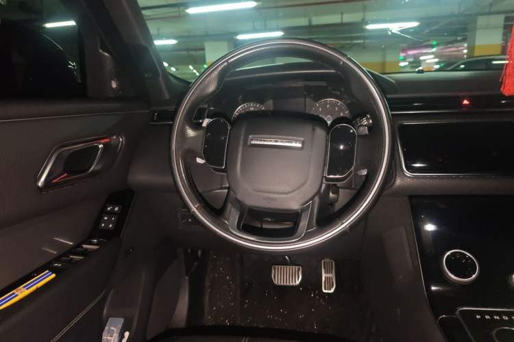 Used Land Rover Range Velar 2020 P340 R-DYNAMIC S Steering Wheel