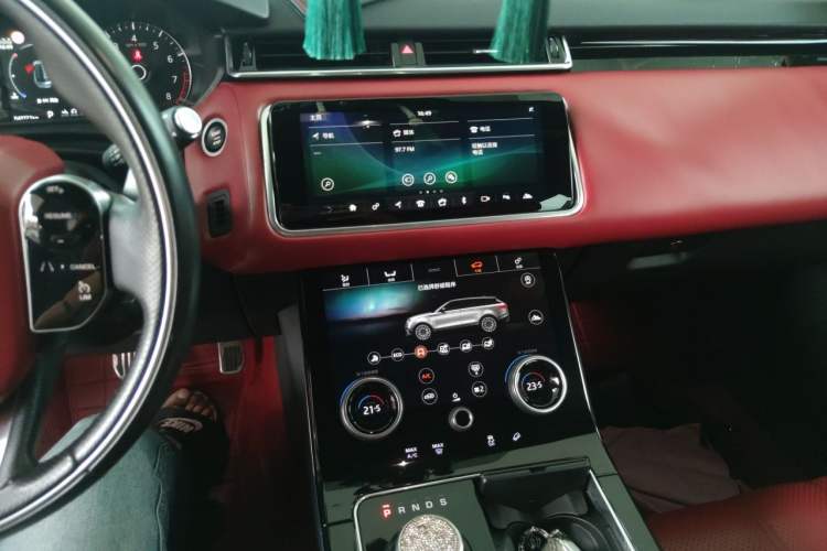 Used Land Rover Range Velar 2020 P340 R-DYNAMIC S Audio And AC Panel
