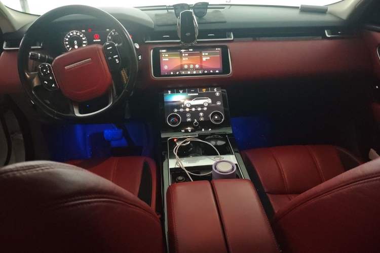 Used Land Rover Range Velar 2020 P250 Audio And AC Panel