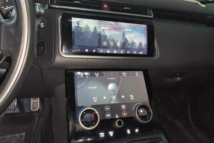Used Land Rover Range Velar 2020 P250 R-DYNAMIC S Audio And AC Panel