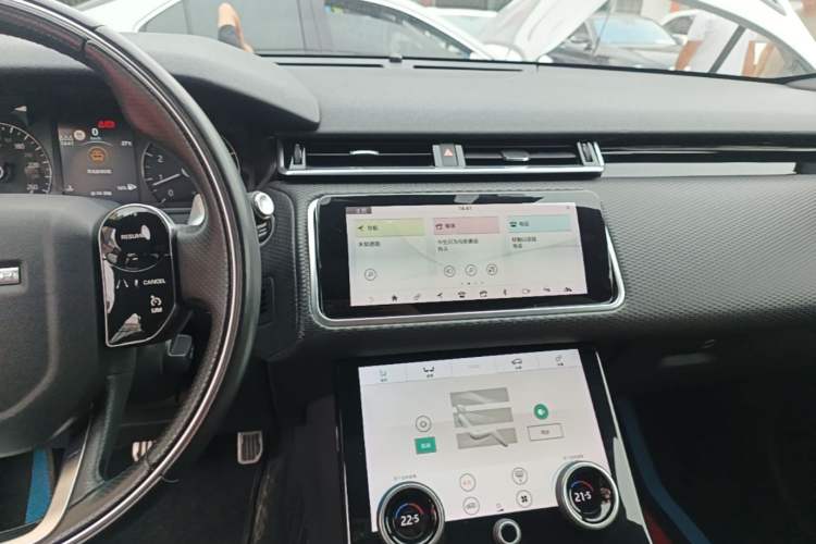 Used Land Rover Range Velar 2020 P250 R-DYNAMIC S Audio And AC Panel
