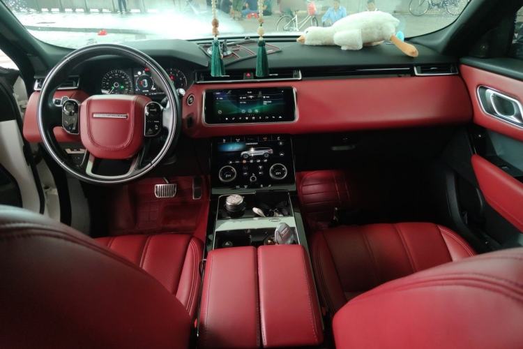Used Land Rover Range Velar 2020 P340 R-DYNAMIC S Center Console