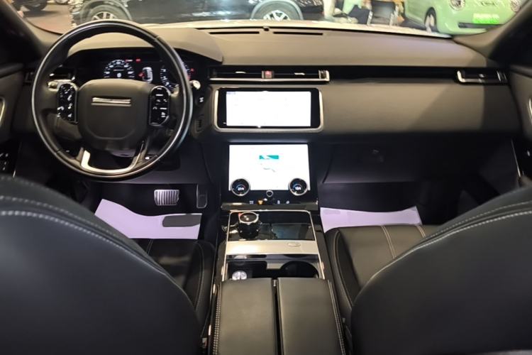 Used Land Rover Range Velar 2020 P380 R-DYNAMIC SE Center Console