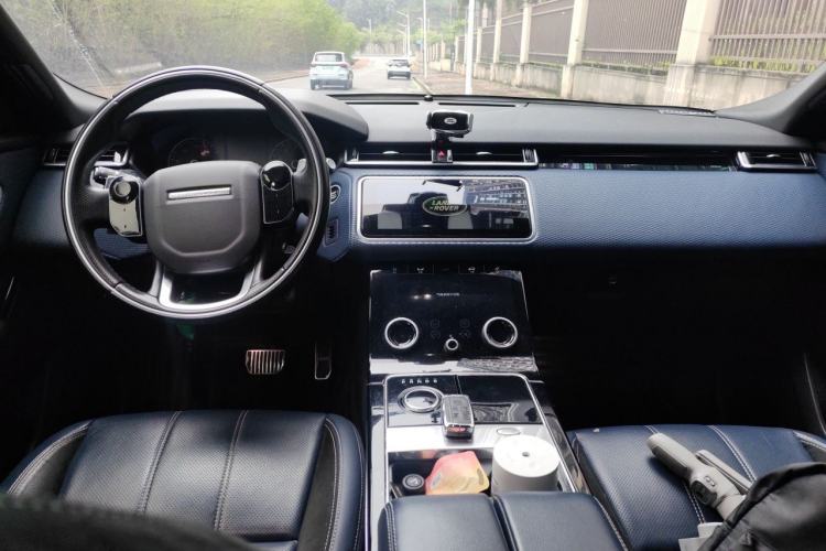 Used Land Rover Range Velar 2020 P340 R-DYNAMIC S Center Console