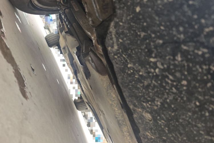 Used Land Rover Range Velar 2020 P250 R-DYNAMIC S Chassis Front