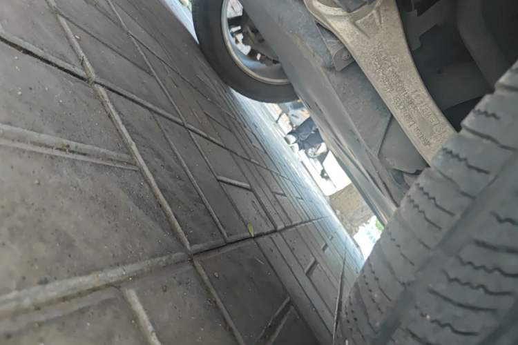 Used Land Rover Range Velar 2020 P250 R-DYNAMIC S Chassis Front Left