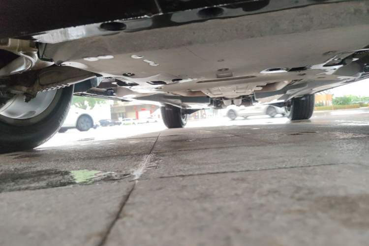 Used Land Rover Range Velar 2020 P340 R-DYNAMIC S Chassis Rear