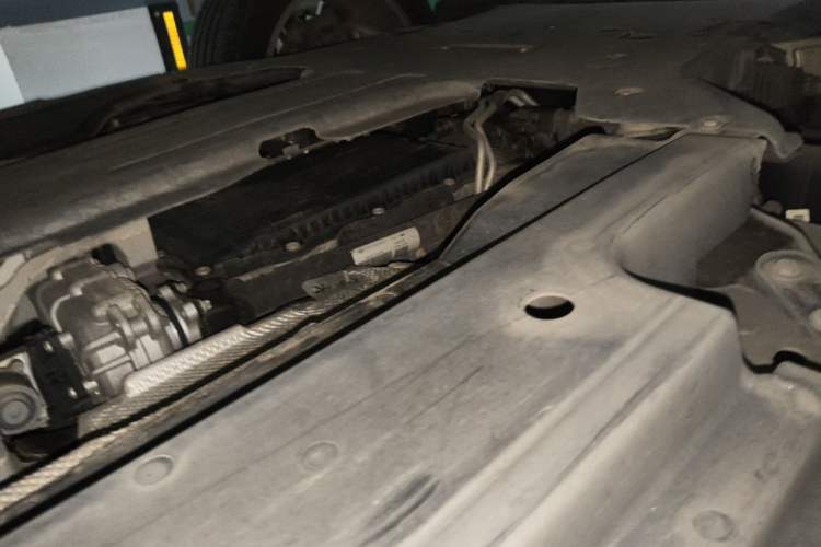 Used Land Rover Range Velar 2020 P250 R-DYNAMIC S Chassis Rear Right