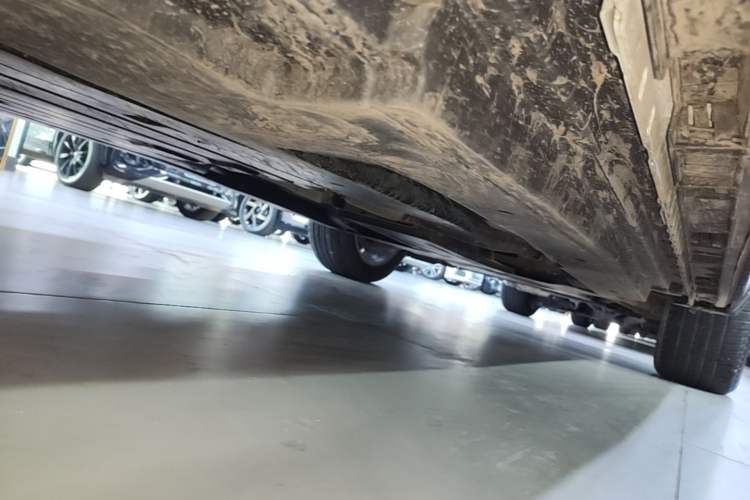 Used Land Rover Range Velar 2020 P250 R-DYNAMIC S Chassis Rear Right