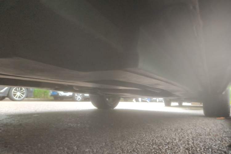 Used Land Rover Range Velar 2020 P340 R-DYNAMIC S Chassis Rear Right