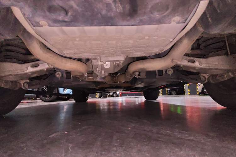 Used Land Rover Range Velar 2020 P340 R-DYNAMIC S Chassis Rear
