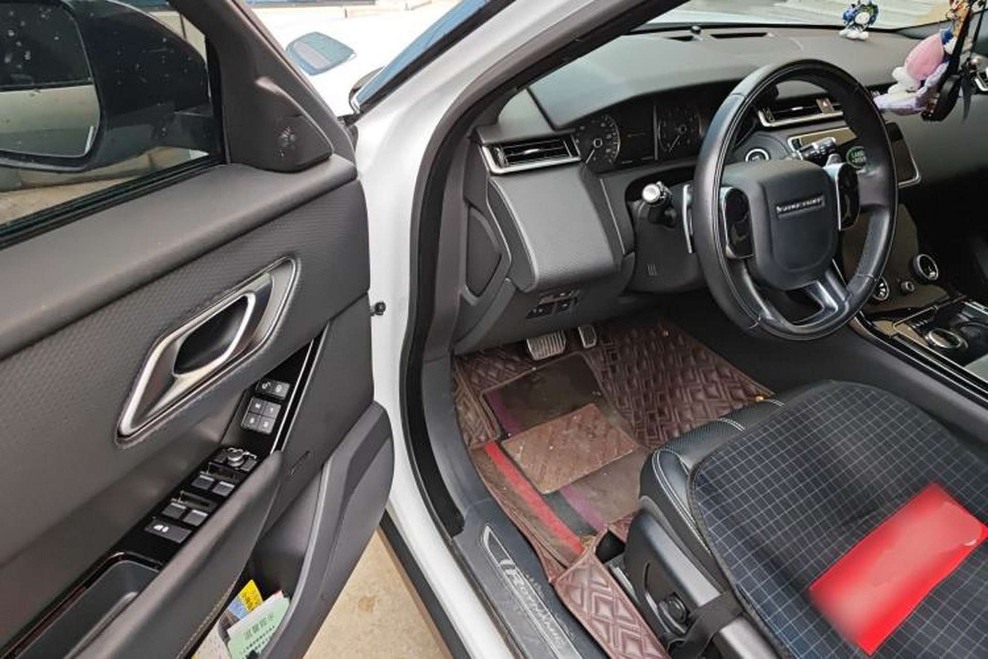 Used Land Rover Range Velar 2020 P250 R-DYNAMIC S Driver Seat