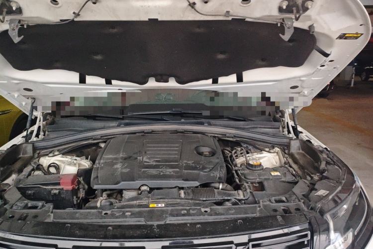 Used Land Rover Range Velar 2020 P250 Engine Bay