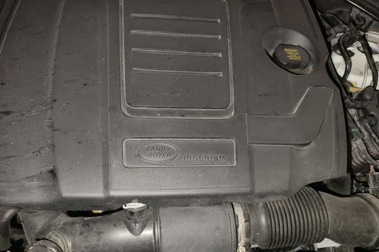 Used Land Rover Range Velar 2020 P250 R-DYNAMIC S Engine Bay