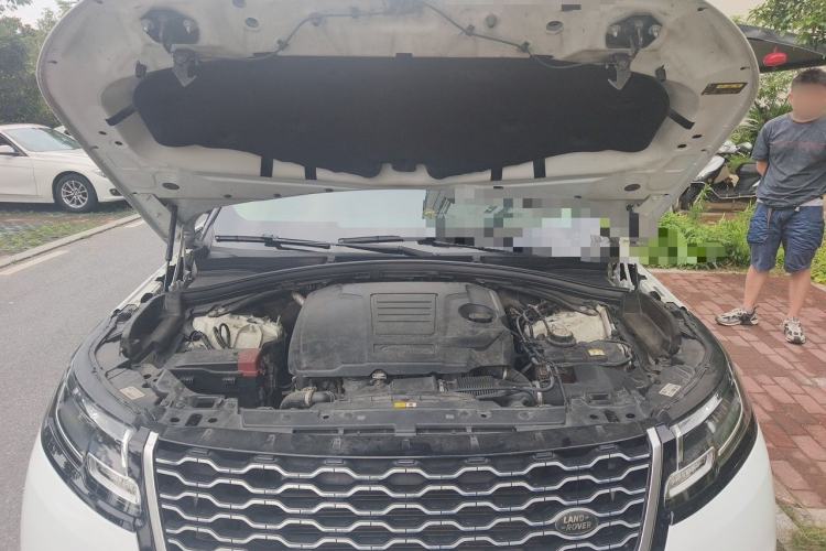 Used Land Rover Range Velar 2020 P250 Engine Bay