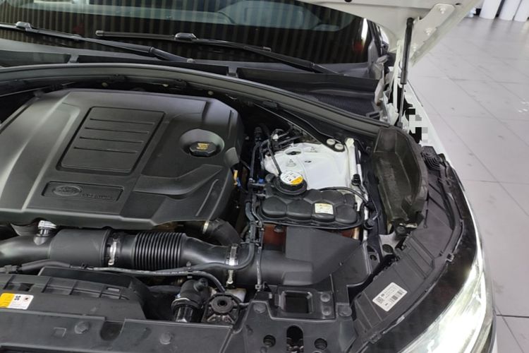 Used Land Rover Range Velar 2020 P250 R-DYNAMIC S Engine Bay Left