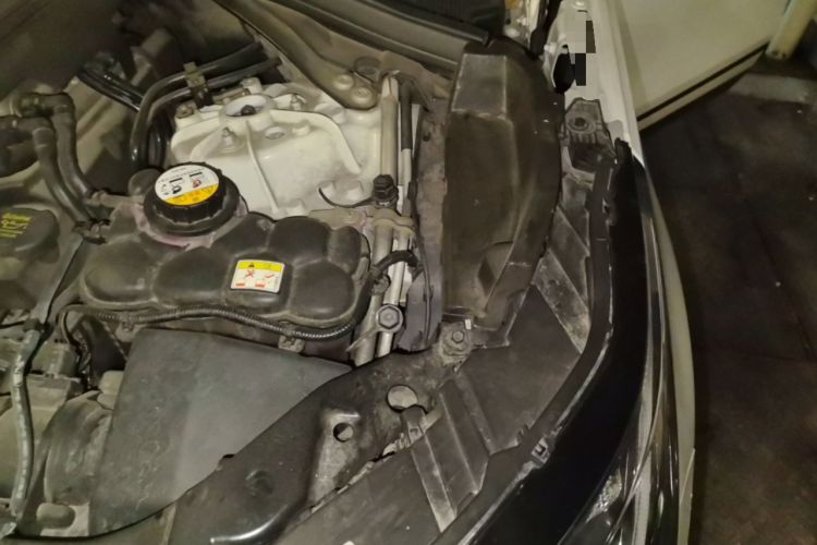 Used Land Rover Range Velar 2020 P340 R-DYNAMIC S Engine Bay Left
