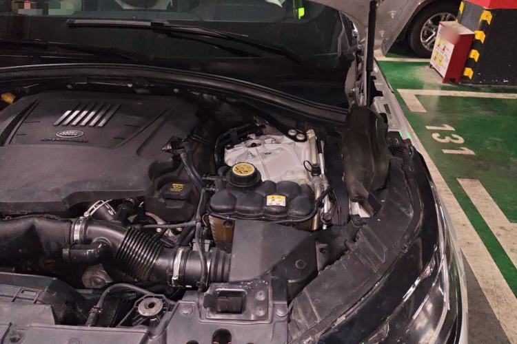 Used Land Rover Range Velar 2020 P340 R-DYNAMIC S Engine Bay Left