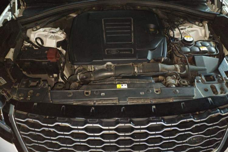 Used Land Rover Range Velar 2020 P250 Engine Bay