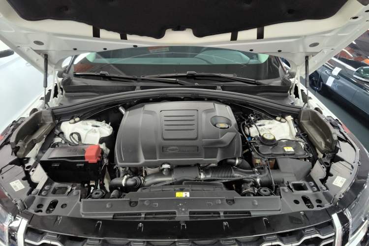 Used Land Rover Range Velar 2020 P250 Engine Bay