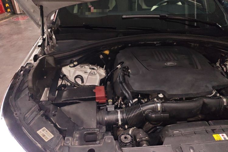 Used Land Rover Range Velar 2020 P340 R-DYNAMIC S Engine Bay Right