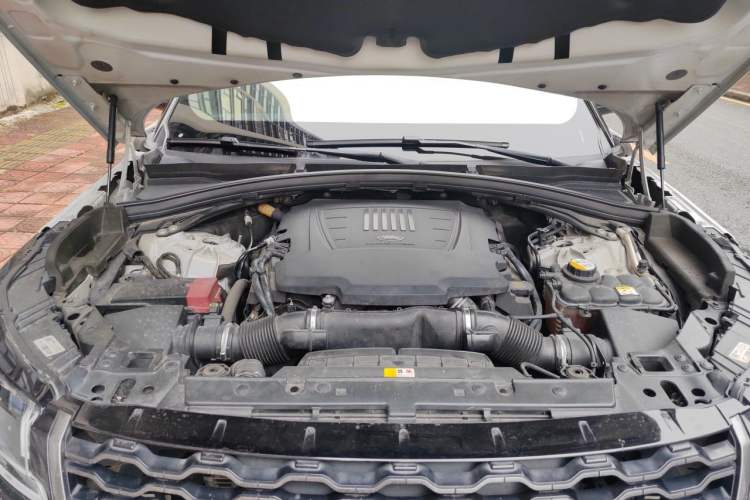 Used Land Rover Range Velar 2020 P340 R-DYNAMIC S Engine Bay