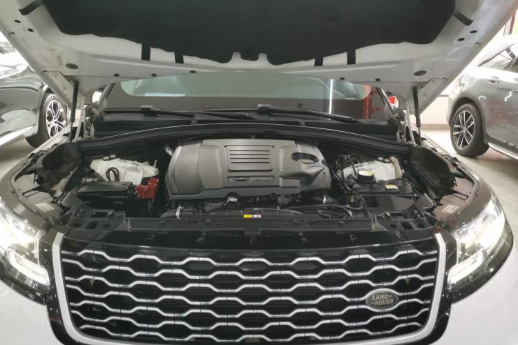Used Land Rover Range Velar 2020 P250 Engine Bay