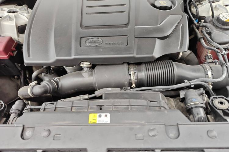 Used Land Rover Range Velar 2020 P250 R-DYNAMIC S Engine Bay