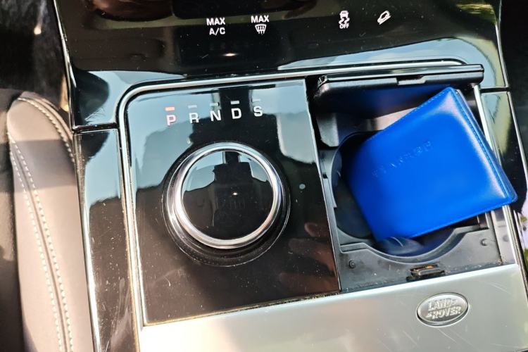 Used Land Rover Range Velar 2020 P250 Gear Lever