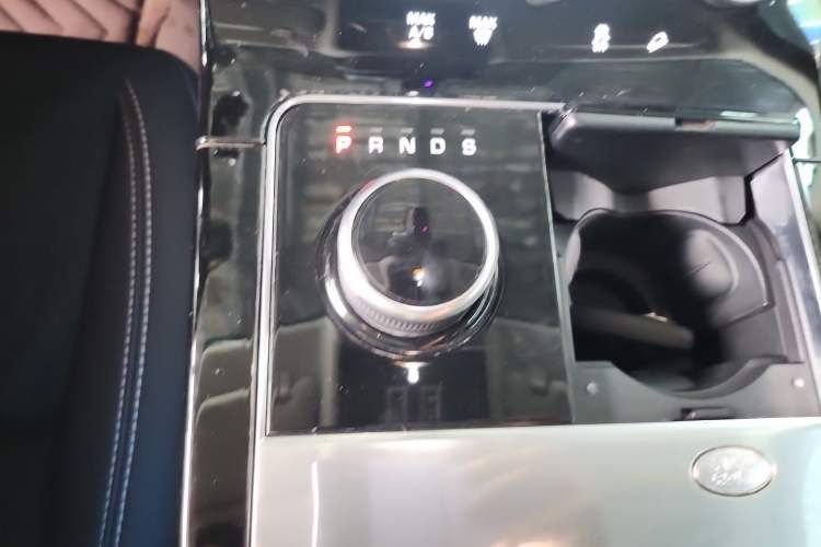 Used Land Rover Range Velar 2020 P250 Gear Lever