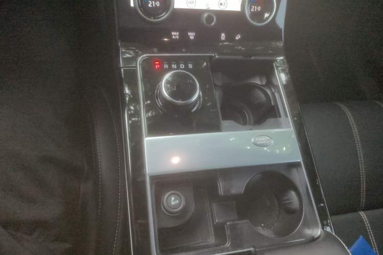 Used Land Rover Range Velar 2020 P340 R-DYNAMIC S Gear Lever