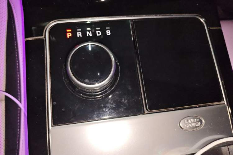 Used Land Rover Range Velar 2020 P340 R-DYNAMIC S Gear Lever