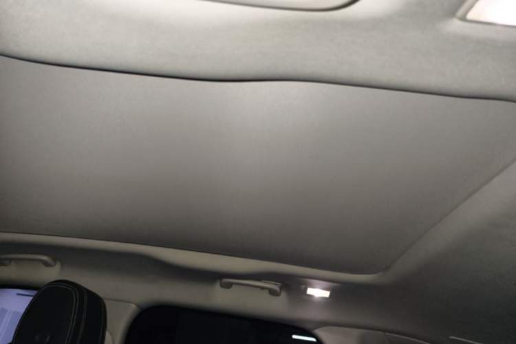 Used Land Rover Range Velar 2020 P250 Headliner