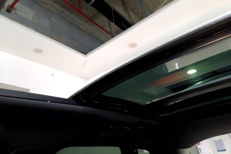 Used Land Rover Range Velar 2020 P250 R-DYNAMIC S Headliner