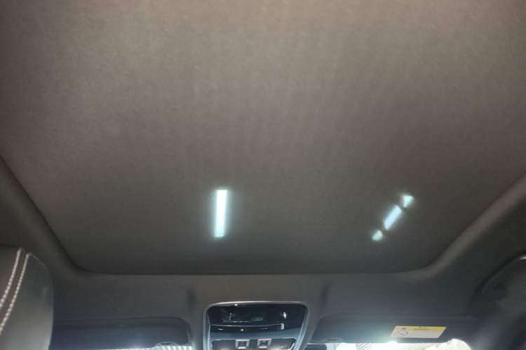 Used Land Rover Range Velar 2020 P250 R-DYNAMIC S Headliner