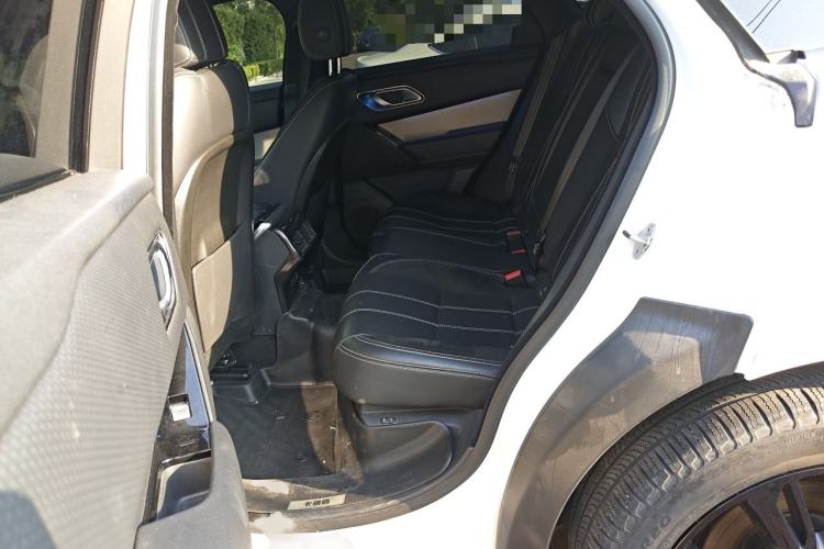 Used Land Rover Range Velar 2020 P250 R-DYNAMIC S Interior 4