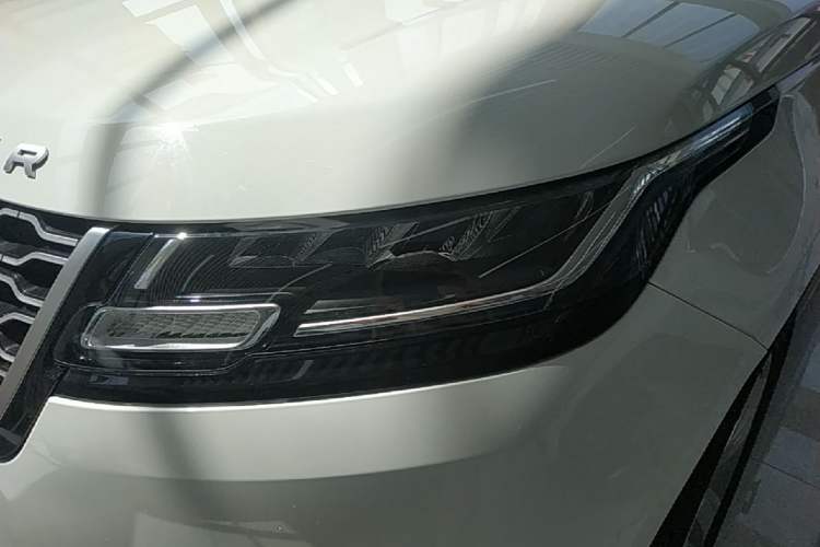 Used Land Rover Range Velar 2020 P250 Left Front Headlight