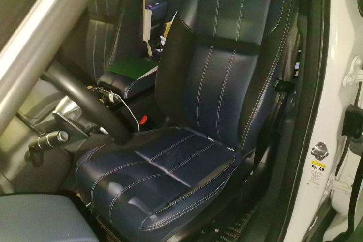 Used Land Rover Range Velar 2020 P340 R-DYNAMIC S Left Front Seat