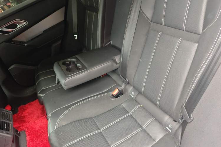 Used Land Rover Range Velar 2020 P250 R-DYNAMIC S Left Rear Seat