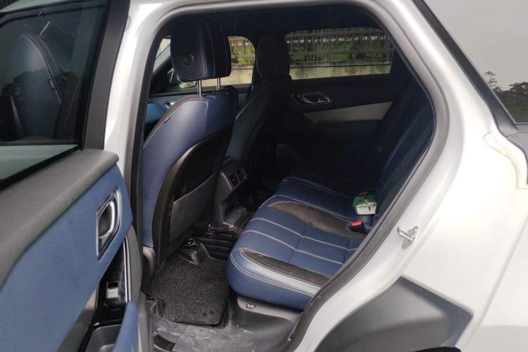 Used Land Rover Range Velar 2020 P340 R-DYNAMIC S Left Rear Seat
