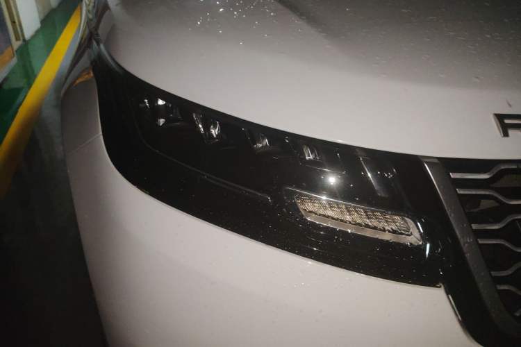 Used Land Rover Range Velar 2020 P250 Right Front Headlight