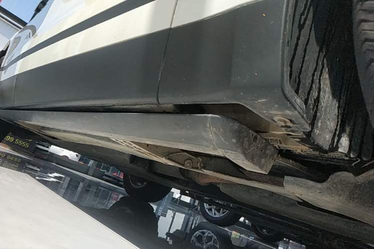 Used Land Rover Range Velar 2020 P250 Right Side Sill