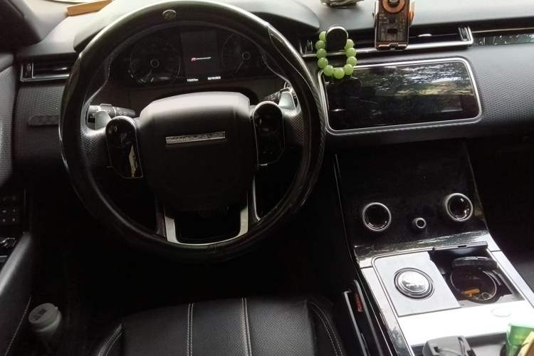 Used Land Rover Range Velar 2020 P250 R-DYNAMIC S Steering Wheel