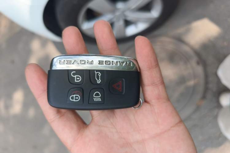 Used Land Rover Range Velar 2020 P250 Vehicle Key
