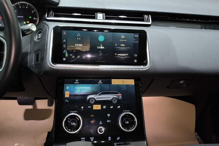 Used Land Rover Range Velar 2021 P250 model Audio And AC Panel